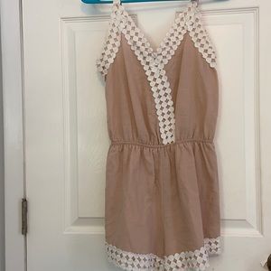 PEACH LOVE CALIFORNIA mauve romper size xs